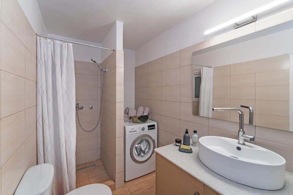 'Core' Modern Living Apartment, Rhodes Center Rhodes City Exterior photo